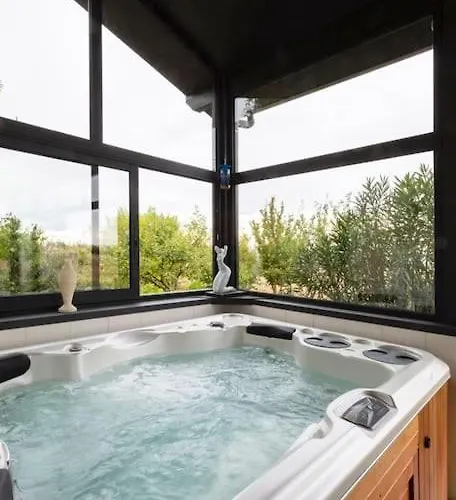 Semesterbostad Belsoulel Au Coeur Du Tarn Ambres